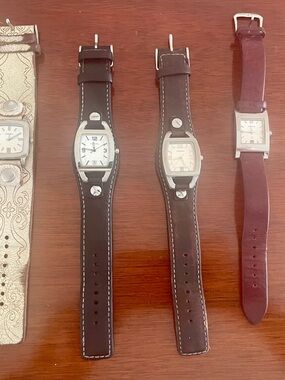 Vintage Lot Women’s Fossil 4 FOSSIL Analog Watches Leather Bands + Fossil Bags